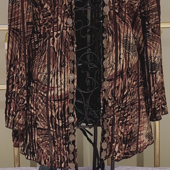 2/$29. SALE! Top - Picture 6 of 8